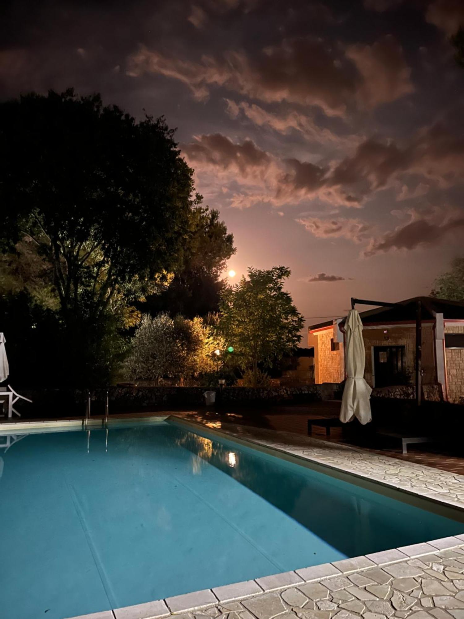 Casette Masseria La Camardia Sava Exteriér fotografie